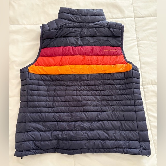 Cotopaxi Puffer Down Vest - Blue, Red, Orange - XL - Unisex - Very Gently Used - Picture 8 of 8